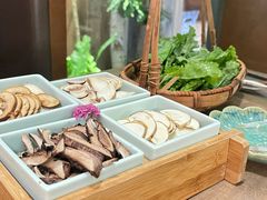 -蘑界·野生菌火锅(深业上城店)