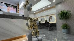 点击看大图 -七分屋LA·烫发·染发·剪发
