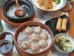 -馋三尺蟹粉小笼(人民广场店)