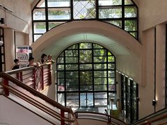 -香港大学