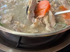 -老石黑山羊毛驴肉火锅(金凯广场店)