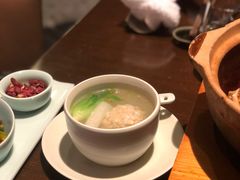 蟹粉狮子头-湖滨28中餐厅·西湖宴·杭州君悦酒店