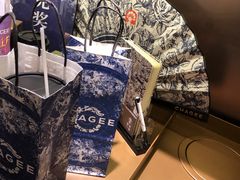 -霸王茶姬(上海恒基名人店)