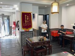 -不二心·鲜肉大包·海胆小笼汤包(二七广场店)