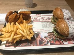 -The Habit Burger Grill 哈比特汉堡(爱琴海店)