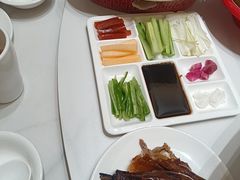 -梅利汴京烤鸭•开封豫菜地标店(东司门店)