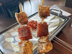 -曼听小寨海鲜烧烤·大连辣炒大王(盖州街店)