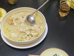 -小红鲸·海鲜餐厅(轸大路店)