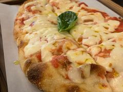 -卡佩罗意大利餐厅及酒吧Al Cappello Trattoria