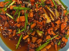 -有红鸡毛店·川菜(建设路店)