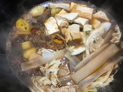 -山城家常菜铁锅炖鱼