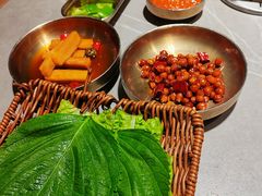 -草家酱蟹炭火烤肉店(珲春南路一店)