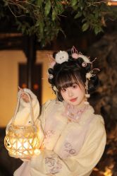 -一揽芳华汉服旗袍体验馆(拙政园店)