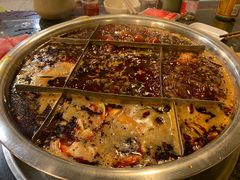 -邓莽子老火锅(中兴路总店)