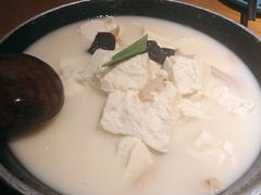 土家手掰柴火豆腐-吃饭皇帝大(合生汇店)