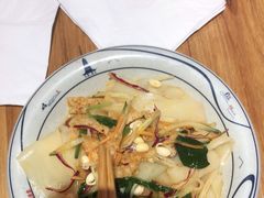 -陇上秦轩西安biangbiang面(EFC欧美金融商业城店)