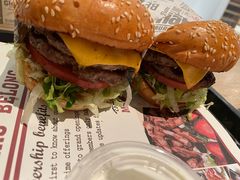 -The Habit Burger Grill 哈比特汉堡(复兴soho店)