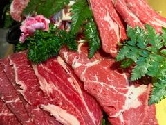 -铭牛烧肉·和牛海鲜自助(高新月牙湖店)