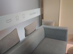 -上海仁爱医院口腔科 · 种植