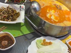 -四季喧黔味豆米火锅(万达广场店)