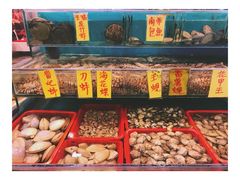 -鲜入围煮花胶鸡海鲜火锅