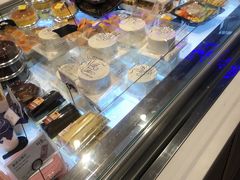 -巴黎贝甜(大宁国际商业广场店)