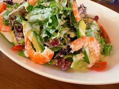 牛油果鲜虾沙拉-UPPER KITCHEN(延安路店)