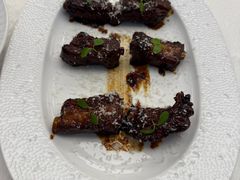 -品海楼·大连海胆锅贴馆(东港店)