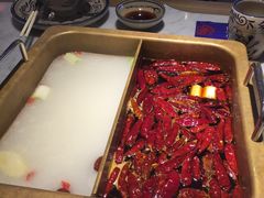 -尚尚仙·酸汤猪手·猪肚鸡火锅(华联万柳购物中心店)