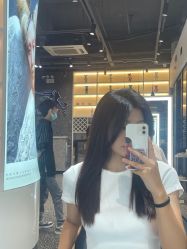 -丝语萱形象