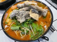 -肥汁米蘭香港米线(长宁来福士店)