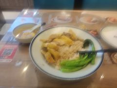 -香港新曜记茶餐厅(万泰城店)