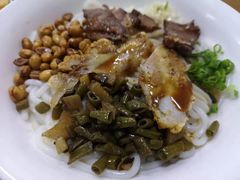 -牛八宝桂林米粉(八里庄店)