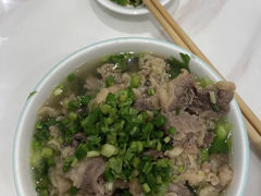 -犇逸·乐山跷脚牛肉·四川现炒(览海店)
