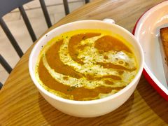 南瓜汤-HELLO 27 意面·沙拉·帕尼尼