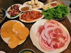 -韩风烤牛肉冷面店