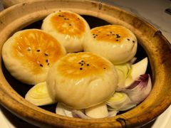 砂锅焗滑鸡包-虾饺妹·粤式茶餐厅(荟聚店)