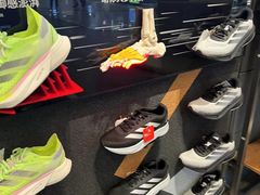 -adidas(正佳广场店)