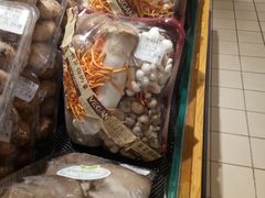 -胖东来生活广场(健康路店)