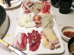 -蛙太牛牛肉海鲜自助火锅(台江万达店)