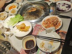 -汉金城海鲜烤肉自助百汇(威海威高广场店)