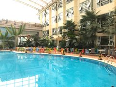 -兴芮温泉度假区