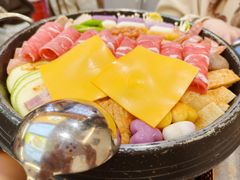-豚妈妈汤饭·部队锅(南京东路店)