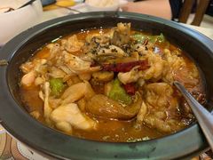 黑松露牛肝菌焖牛蛙-云海肴·汽锅鸡·云南菜(美罗城店)