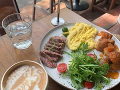-Brut Eatery悦璞食堂(愚园路店)