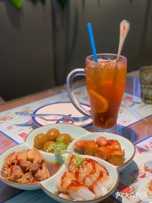 克茗冰室(金地威新中心店)招牌小吃拼盘图片