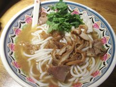 -鑫花溪牛肉米粉(人民广场店)