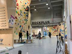 -ROCKPLUS攀岩馆(环宇城店)