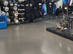 -迪卡侬(土桥店)