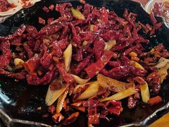 果仁辣子鸡-疆Jiang·新疆秘制料理